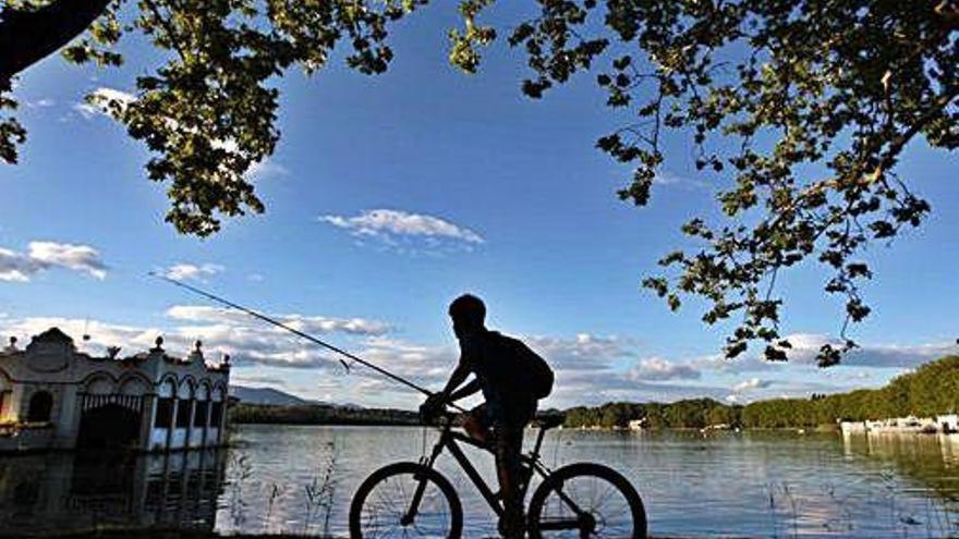 Camping Bungalow El Llac De Banyoles Porqueres Exterior foto
