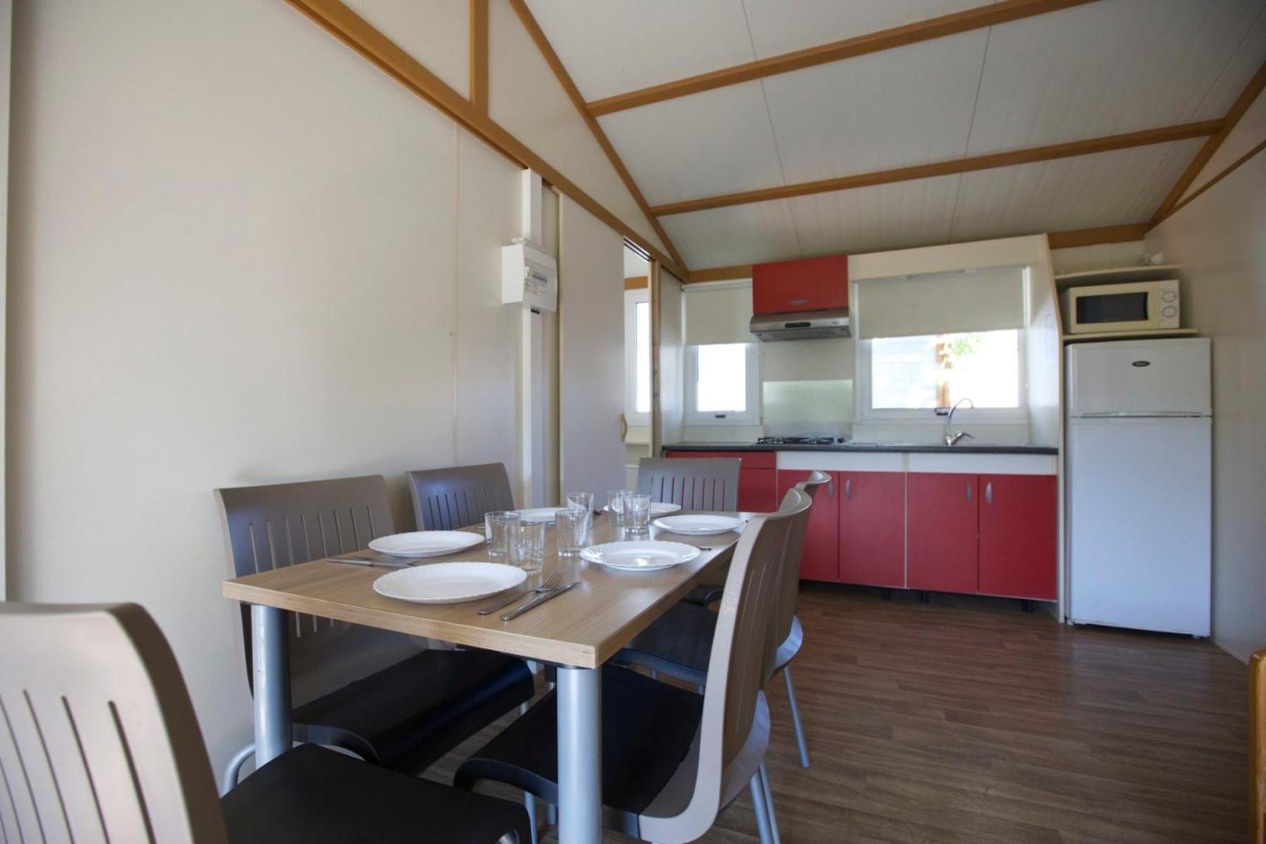 Camping Bungalow El Llac De Banyoles Porqueres Habitación foto